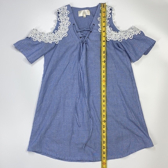 J.O.A Blue & White Striped Lace Trimmed Dress - Picture 3 of 8